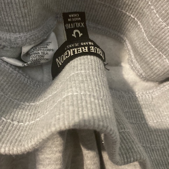 Short - Picture 2 of 3